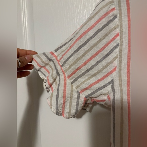 Van Heusen Multicolor Striped Blouse Size Medium - Picture 4 of 4